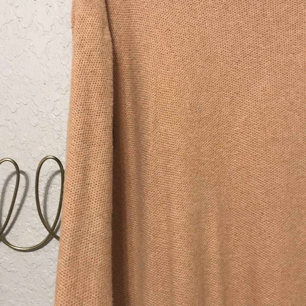 camel sweater - Picture 2 of 3